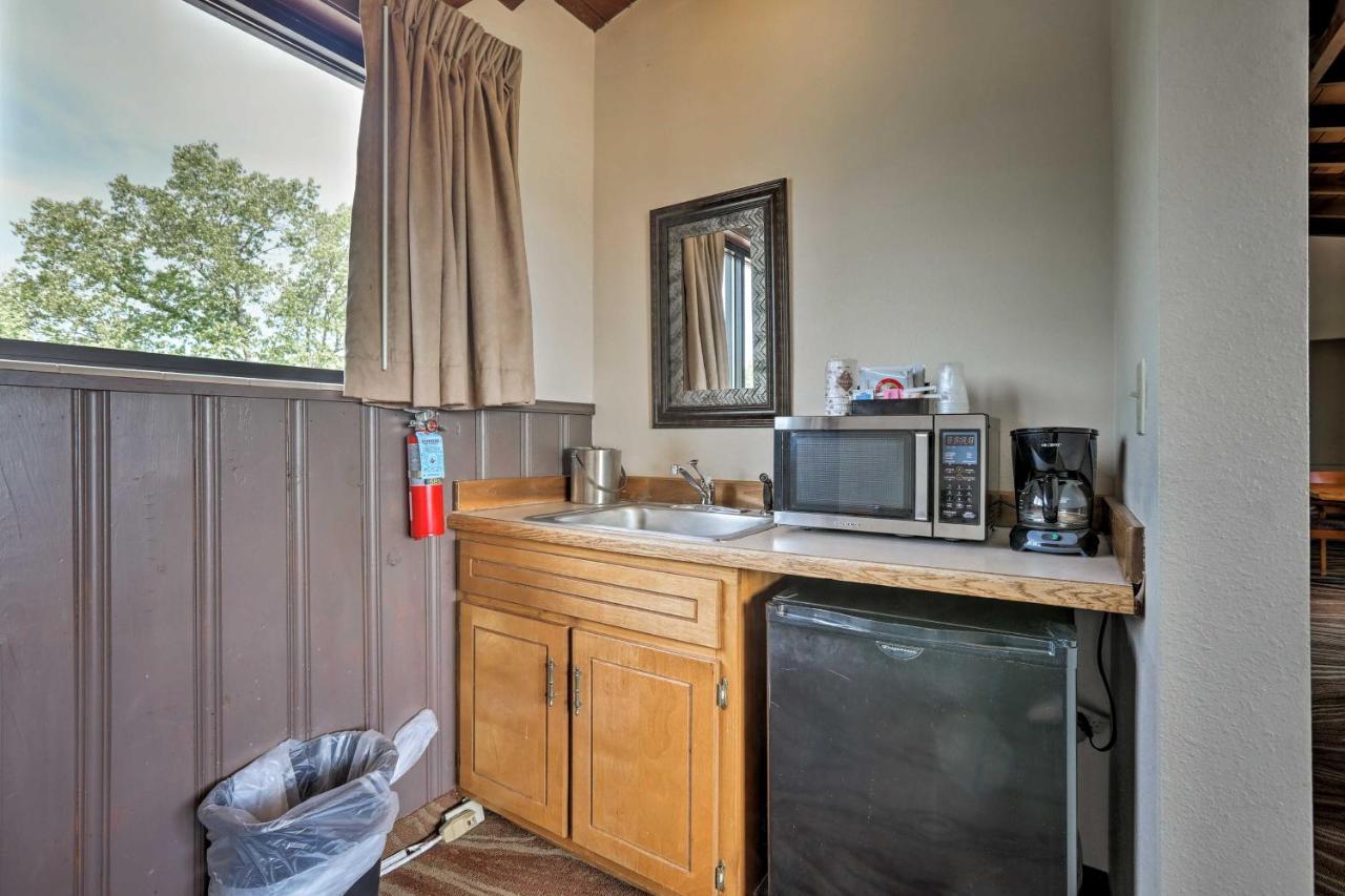 Burkesville Apt With Deck, Views And Pool Access! מראה חיצוני תמונה